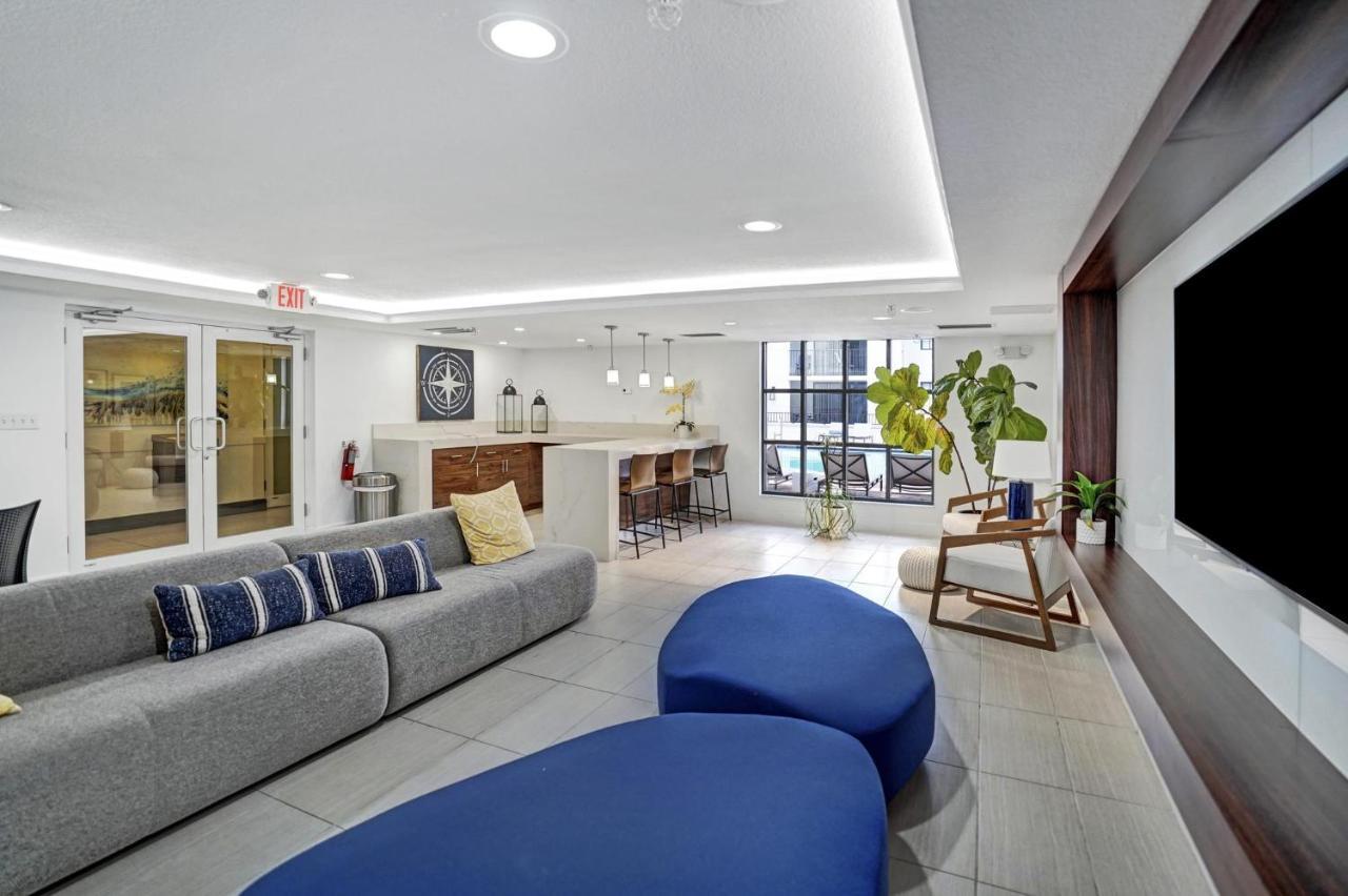 Dharma Home Suites Coral Gables At Gables Grand Plaza Miami Exteriör bild