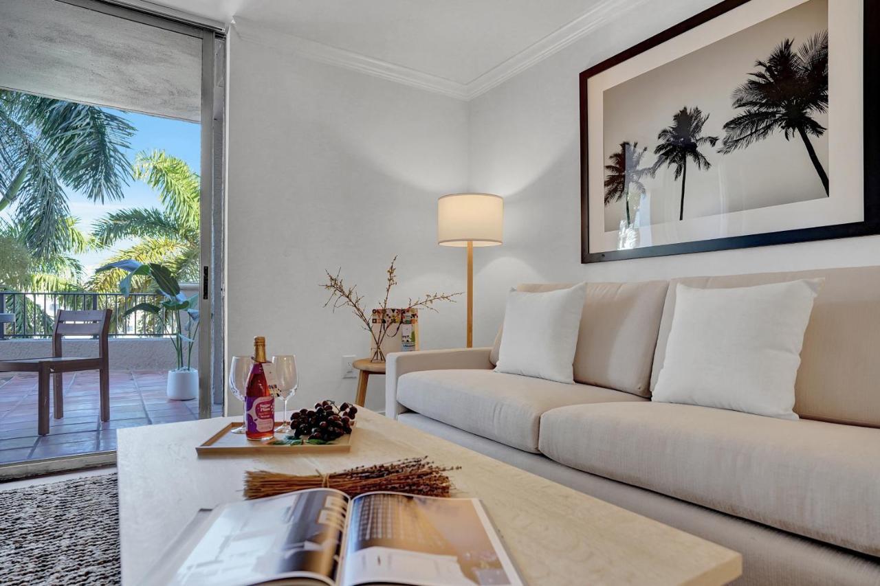 Dharma Home Suites Coral Gables At Gables Grand Plaza Miami Exteriör bild