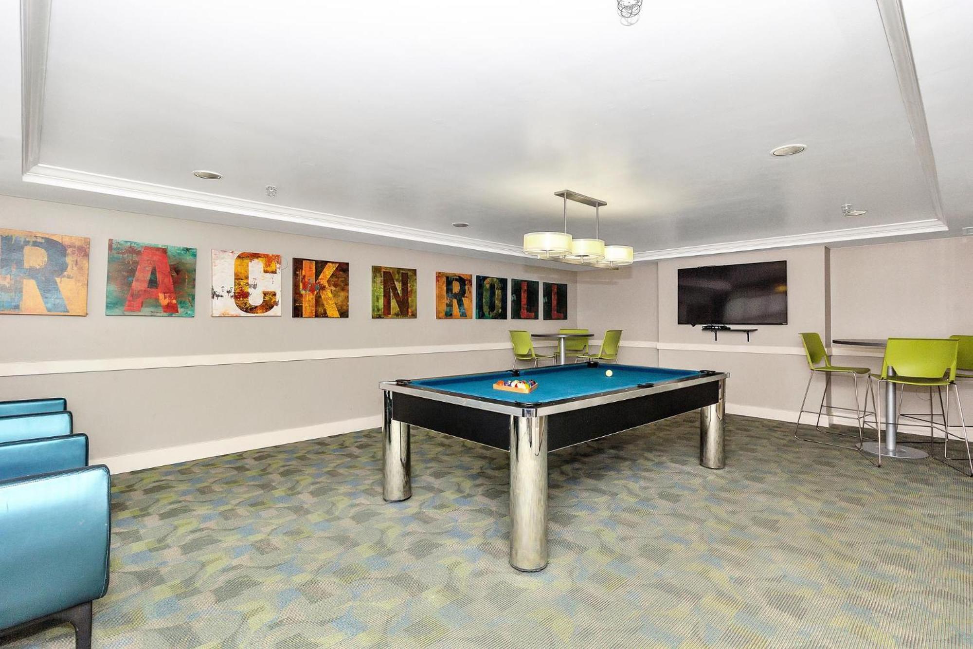 Dharma Home Suites Coral Gables At Gables Grand Plaza Miami Rum bild