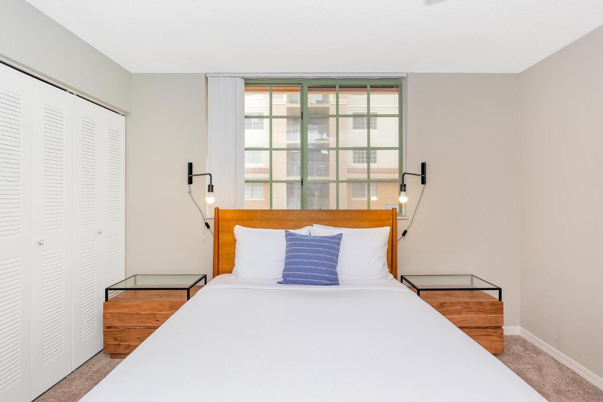 Dharma Home Suites Coral Gables At Gables Grand Plaza Miami Rum bild